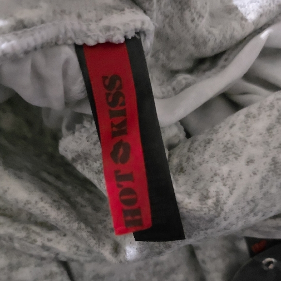 Hot Kiss Heather Gray Pants - Picture 9 of 11